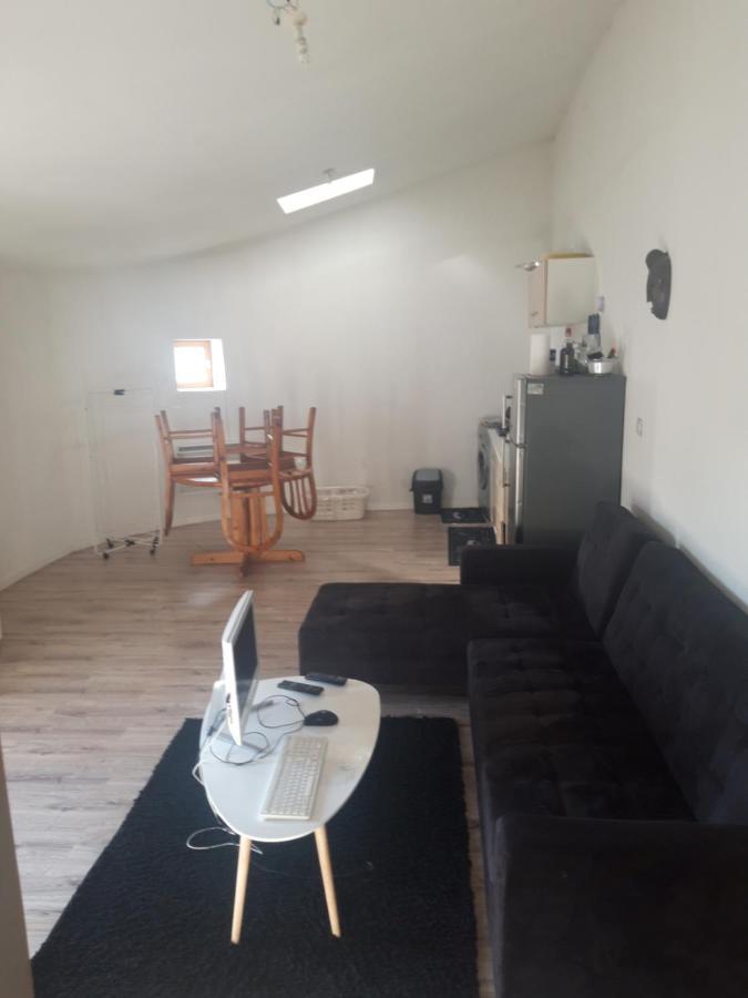 Appartement F1 Meuble 3 Personnes Ομπενά Εξωτερικό φωτογραφία